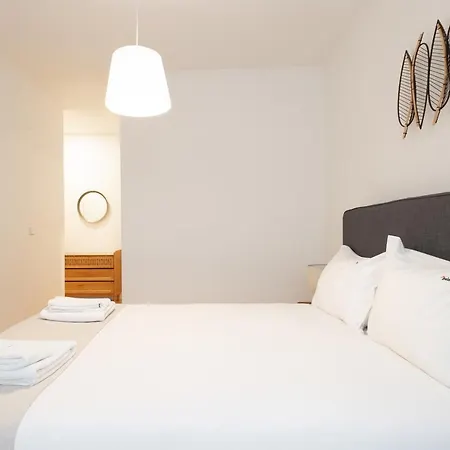 Flh Baixa Deluxe Flat * 리스본